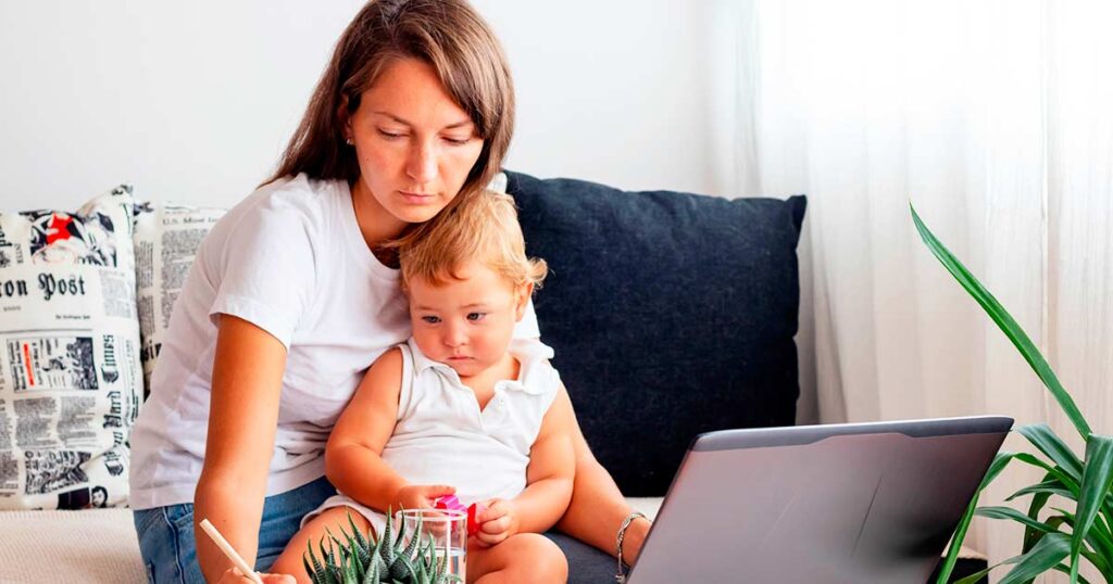 Madres trabajadoras: 10 consejos para tu bienestar